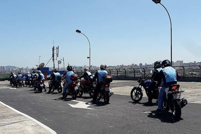 Aula de Pilotagem Preventiva para Moto em Sp Parque São Domingos - Aula de Pilotagem de Moto