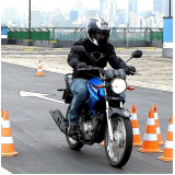 aula de pilotagem para moto Parque Colonial