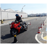 escola de cursos de pilotagem de scooter para mulheres Santa Cecília