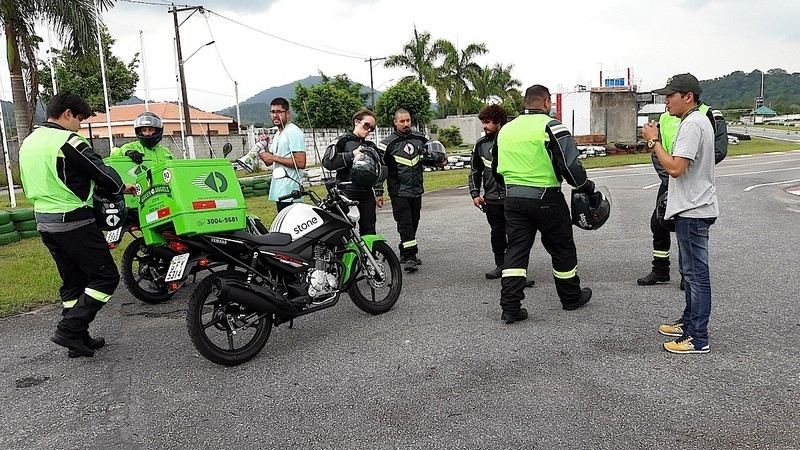 Aula de Direção Preventiva para Moto Preço Osasco - Aula para Dirigir Moto