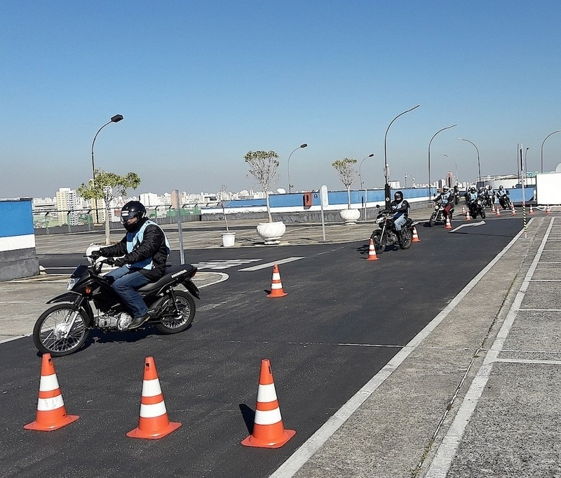 Aula sobre Segurança no Trânsito de Moto em Sp Balneário Mar Paulista - Aula de Segurança no Trânsito Prática