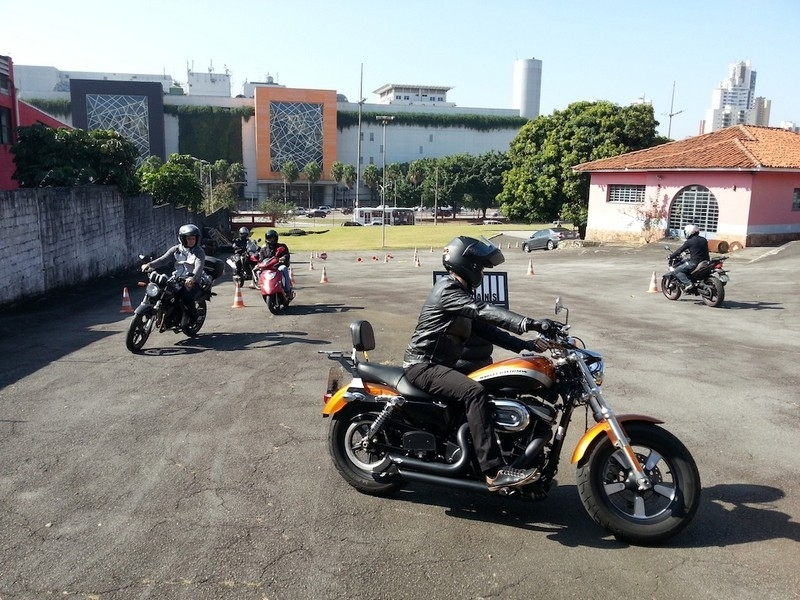 Curso de Direção Preventiva para Motociclistas Anália Franco - Curso para Motociclistas de Direção