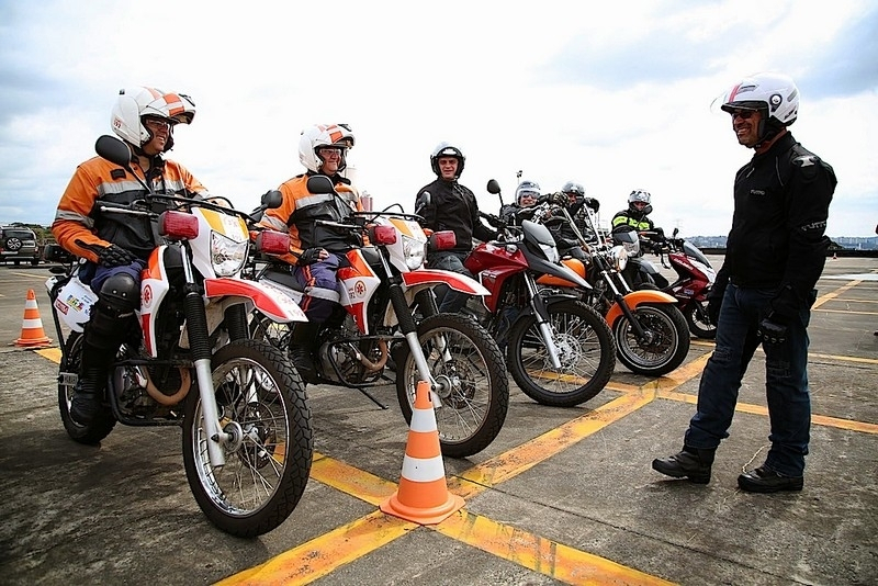 Curso para Motociclistas Iniciantes em Sp Guararema - Curso de Pilotagem Defensiva para Motociclistas