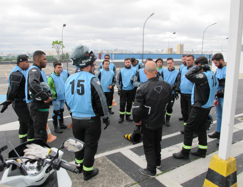 Empresa Que Faz Treinamento de Direção para Motociclistas Pedreira - Treinamento de Direção Defensiva para Motociclistas