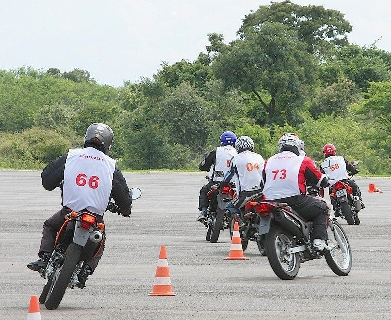 Onde Encontrar Treinamento de Direção Preventiva Franca - Direção Preventiva e Defensiva para Moto