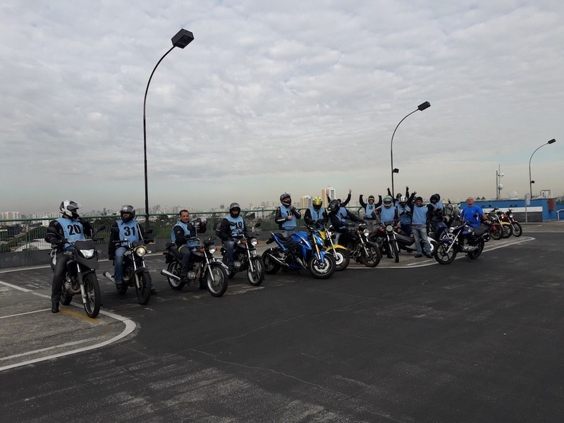 Onde Encontro Aula de Pilotagem Defensiva para Moto Imirim - Aula de Pilotagem Preventiva para Moto