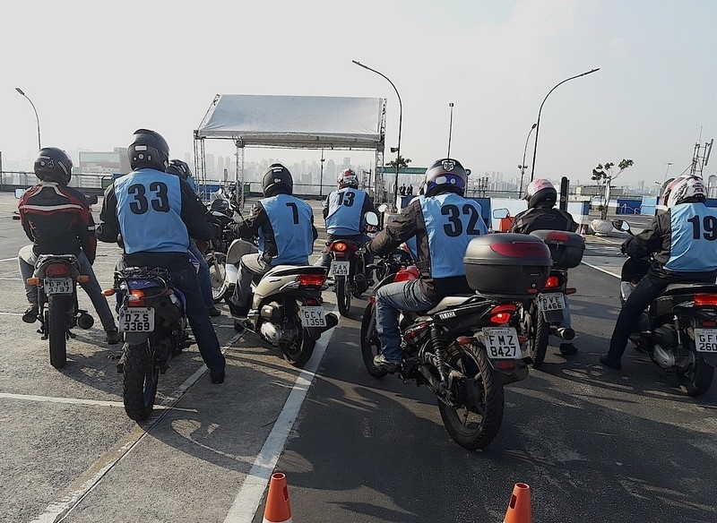 Onde Encontro Aula de Segurança no Trânsito de Moto Balneário Mar Paulista - Aula para Motociclistas