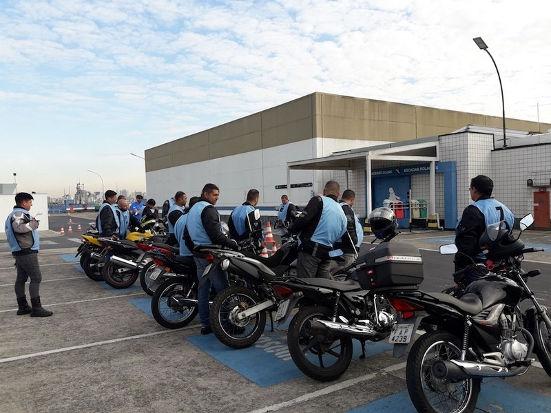 Onde Encontro Aula para Habilitados de Moto Parque Santa Madalena - Aula para Motociclista Iniciante