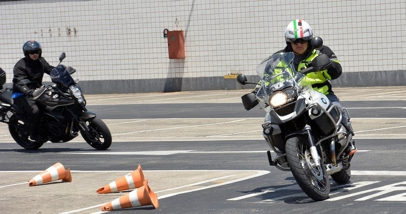 Onde Encontro Curso para Motociclista Bertioga - Curso para Motociclistas de Direção