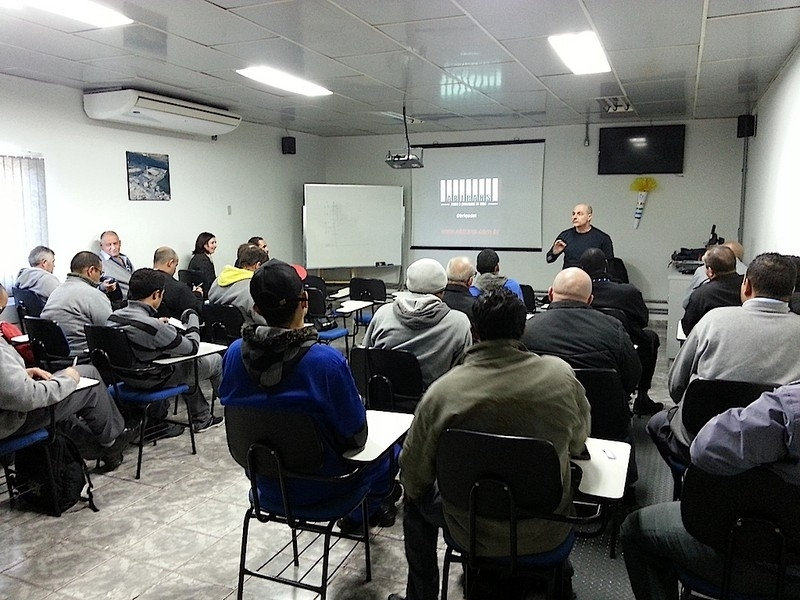 Onde Encontro Palestra sobre Prevenção de Acidente de Trânsito - SIPAT Santo André - Treinamento sobre Segurança no Trânsito para Empresa