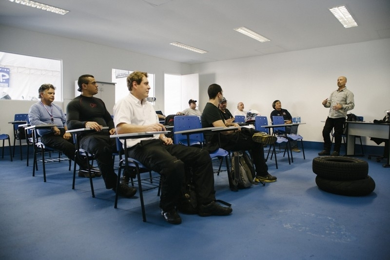 Palestra sobre Segurança no Trânsito em Sp Taboão da Serra - Palestra sobre Segurança no Trânsito para Motocicleta