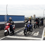 onde encontro aula para dirigir moto São Lourenço da Serra