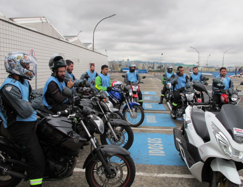 Treinamento de Motociclistas Bairro do Limão - Treinamento SIPAT para Motociclistas