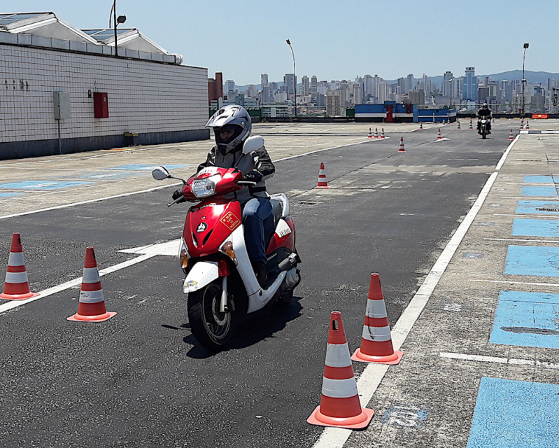 Treinamento para Motociclistas Cidade Tiradentes - Treinamento de Segurança de Motociclista