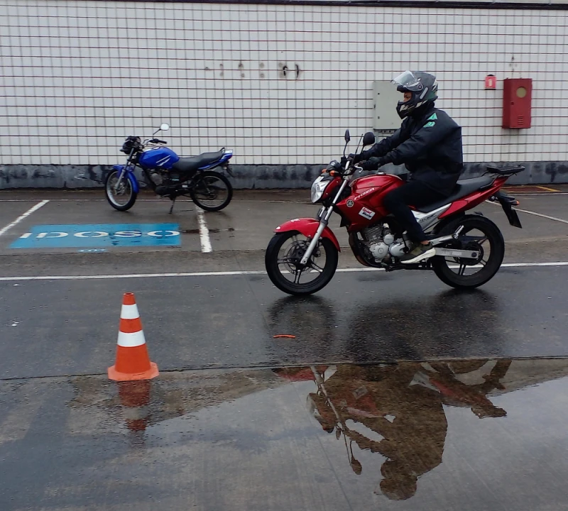 curso de segurança para motociclistas corporativos