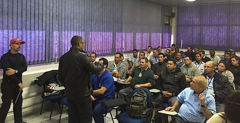 palestra sobre segurança no trânsito defensiva