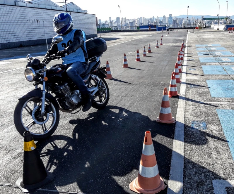 treinamento de pilotagem profissional para empresas